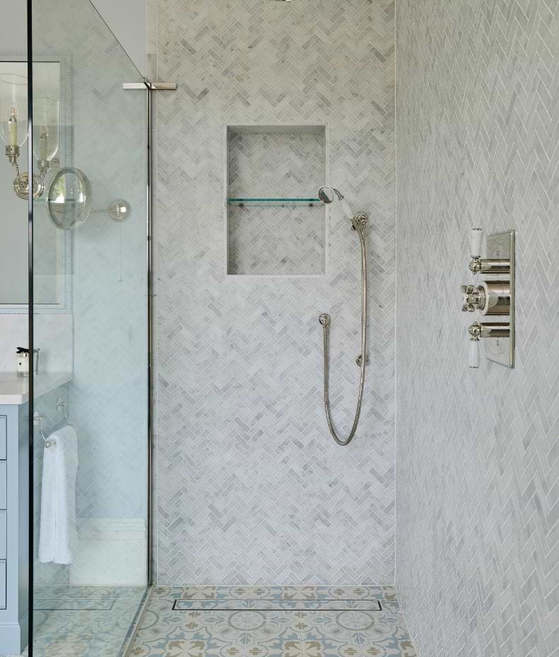 Long Island Marble Herringbone Mosaic