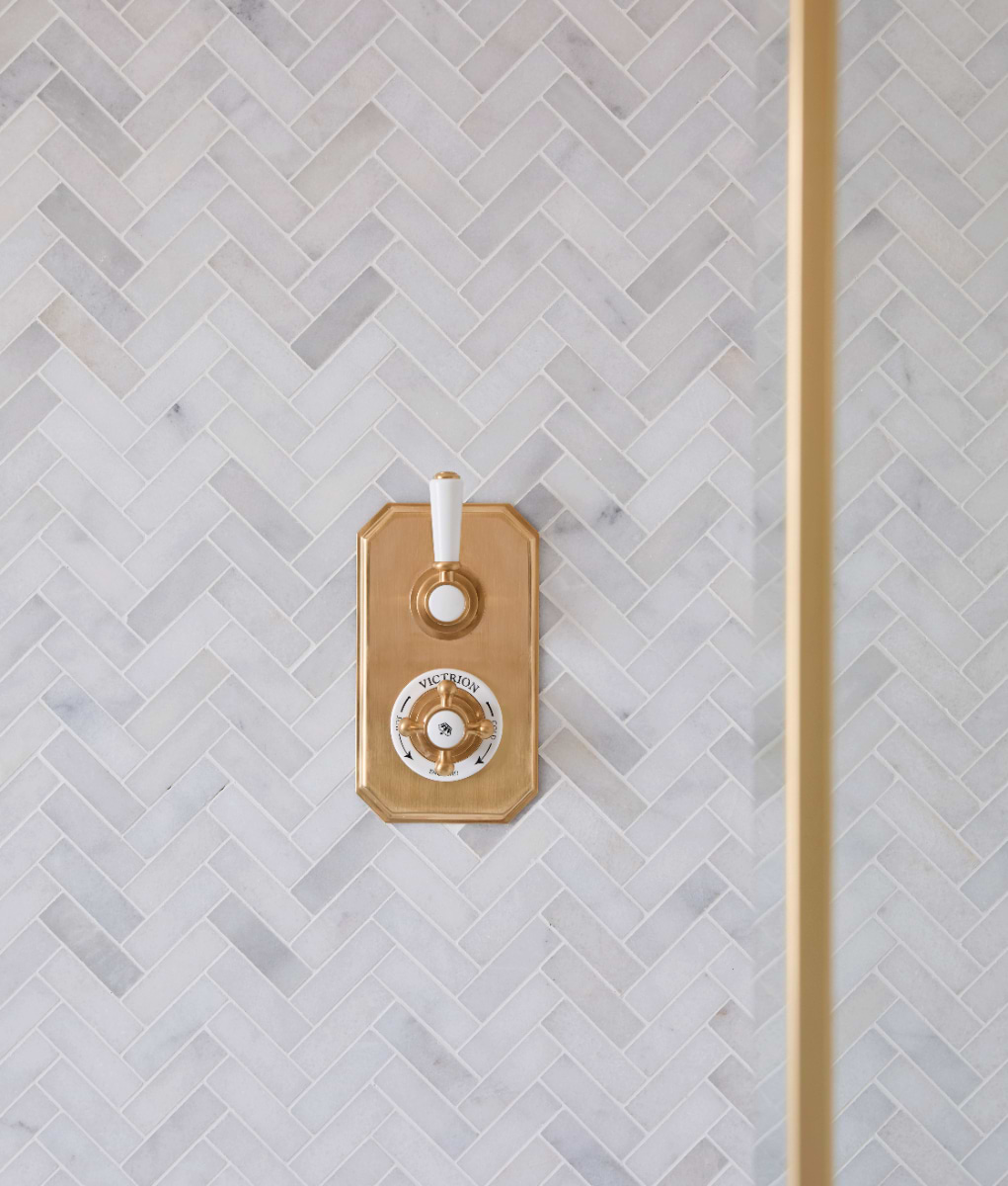 Long Island Marble Herringbone Mosaic