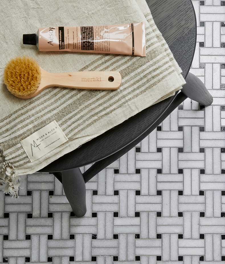 Long Island Marble Honed Finish Wicker Mosaic