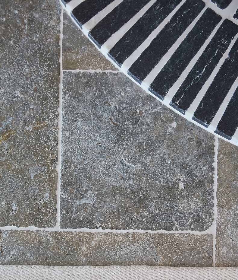 Aquitaine Limestone Seasoned Finish