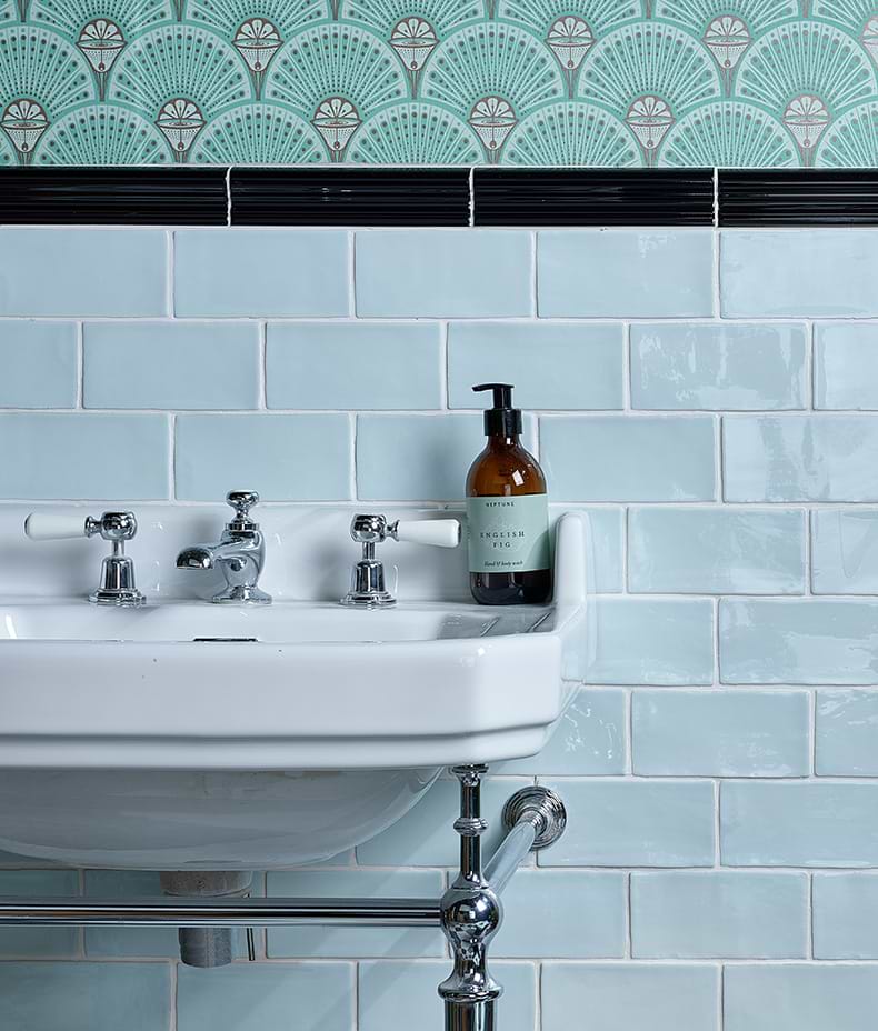 Architectural Mouldings Dado Ceramic Black