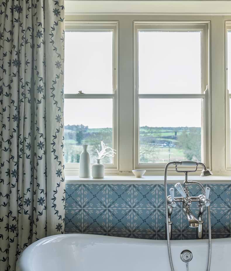 Aventuras Porto Blue Porcelain