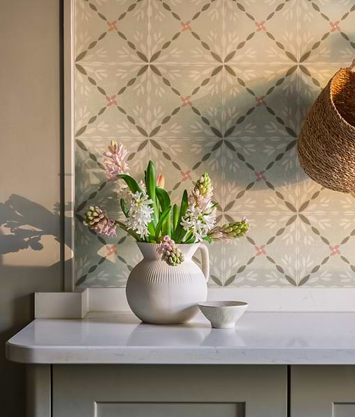 Aventuras Porto Olive Porcelain