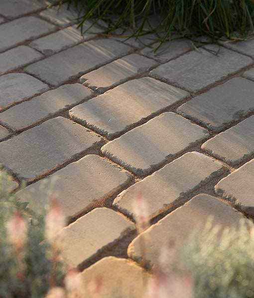 Barnyard Cobbles Rustic