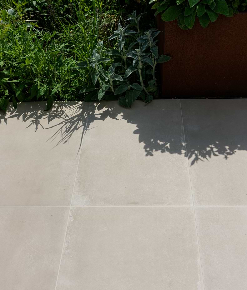 BéTon Chic Porcelain Paving Textured