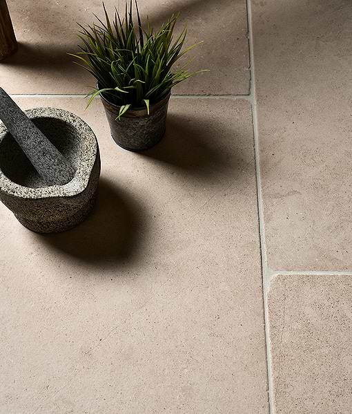Blandford Limestone Tumbled Finish