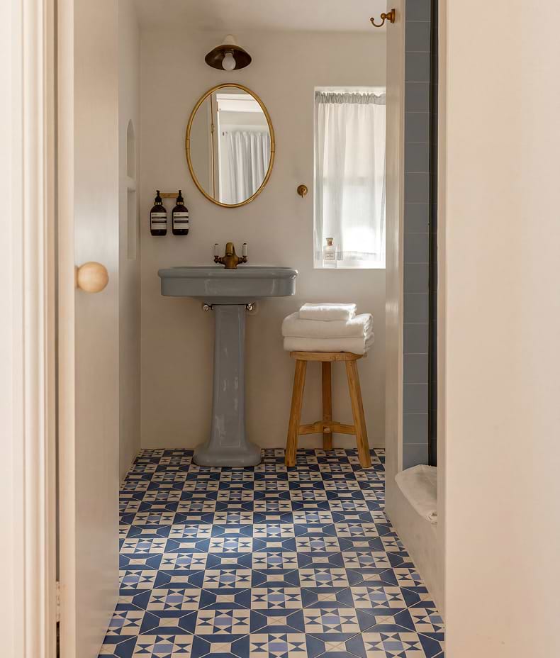 Brompton Porcelain Kew