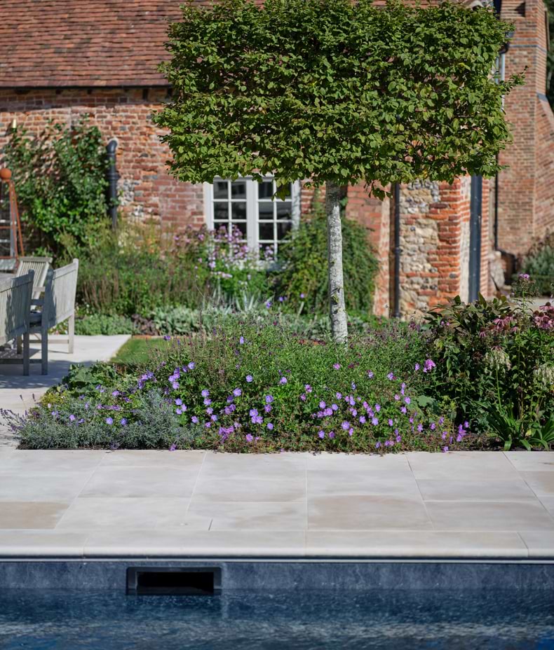 Buscot Limestone Etched Bullnose Coping