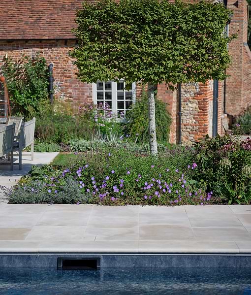 Buscot Limestone Etched Bullnose Coping