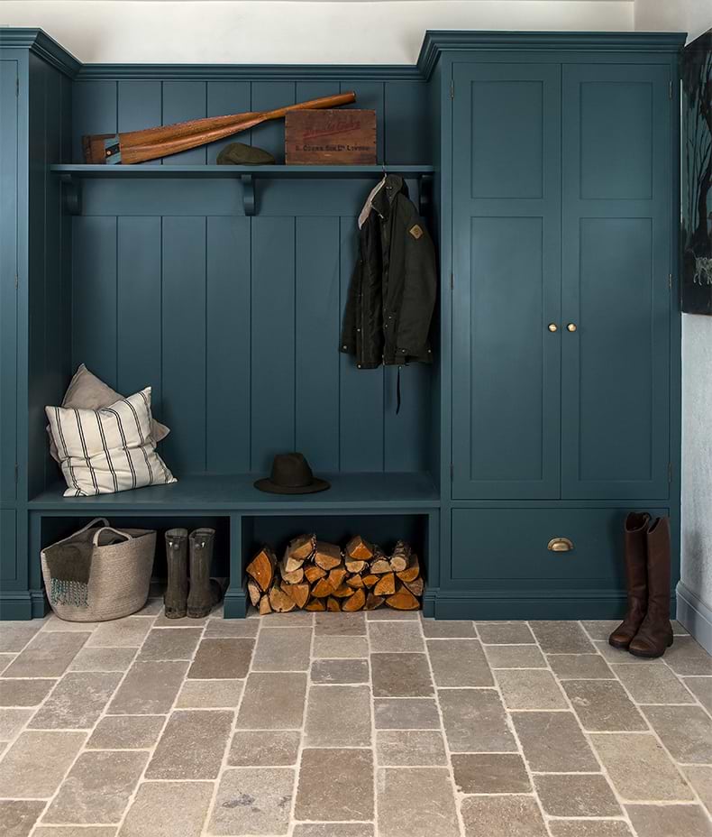 Buscot Limestone Cobbles Tumbled & Etched Finish