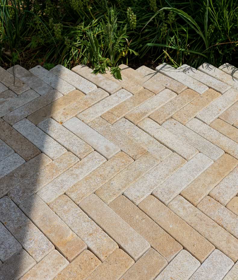Buscot Limestone Klinkers Tumbled & Etched