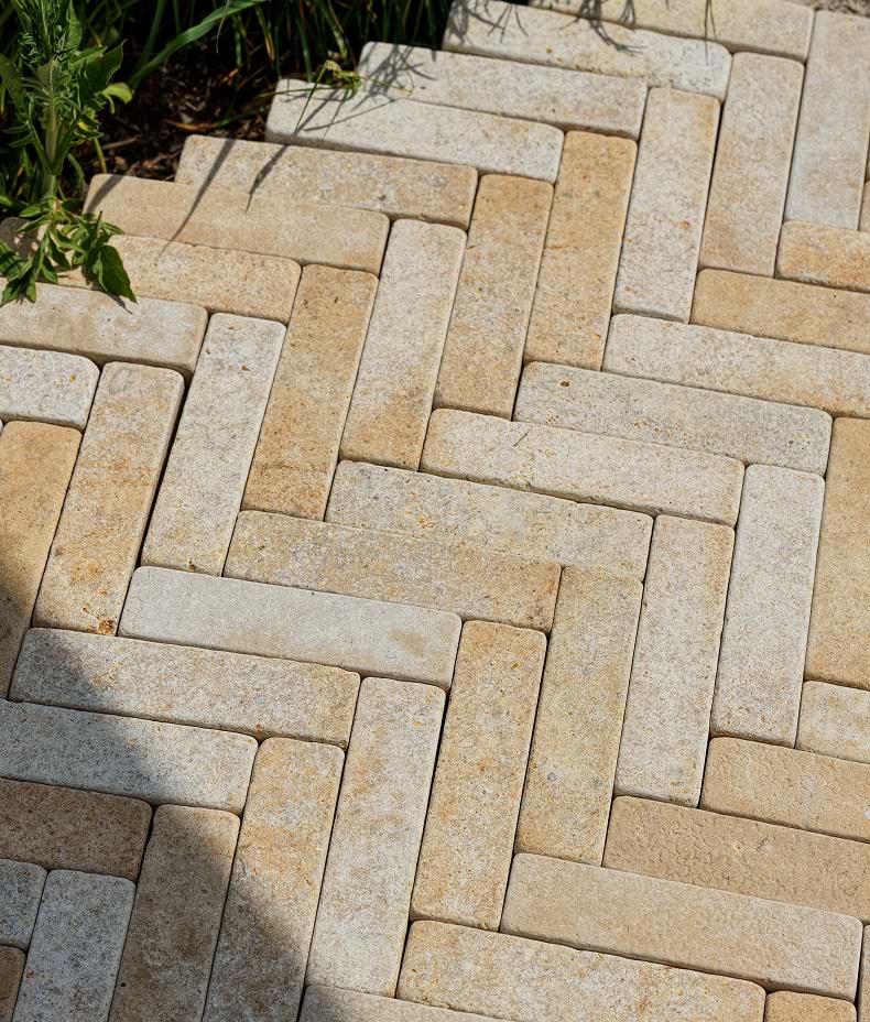 Buscot Limestone Klinkers Tumbled & Etched
