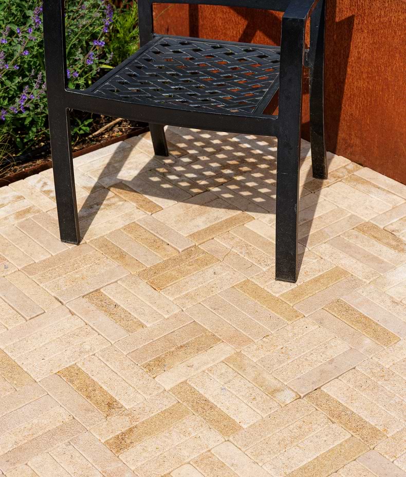 Buscot Limestone Klinkers Tumbled & Etched