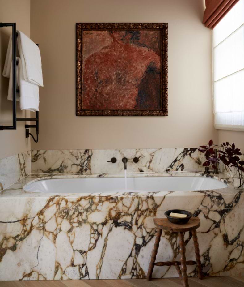 Calacatta Viola Marble Slab