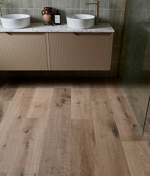 Sussex Porcelain Amber