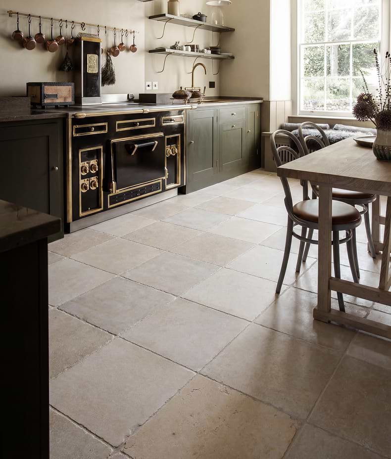 Chateau Limestone Tumbled