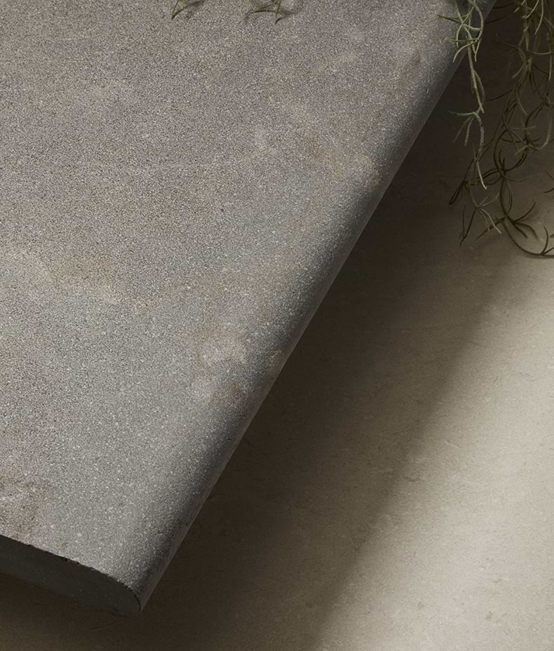 Kimmeridge Limestone Etched Bullnose Coping
