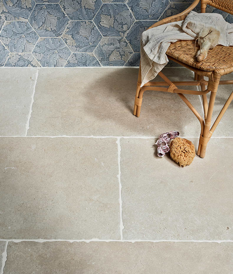 Cotswold Porcelain Matt