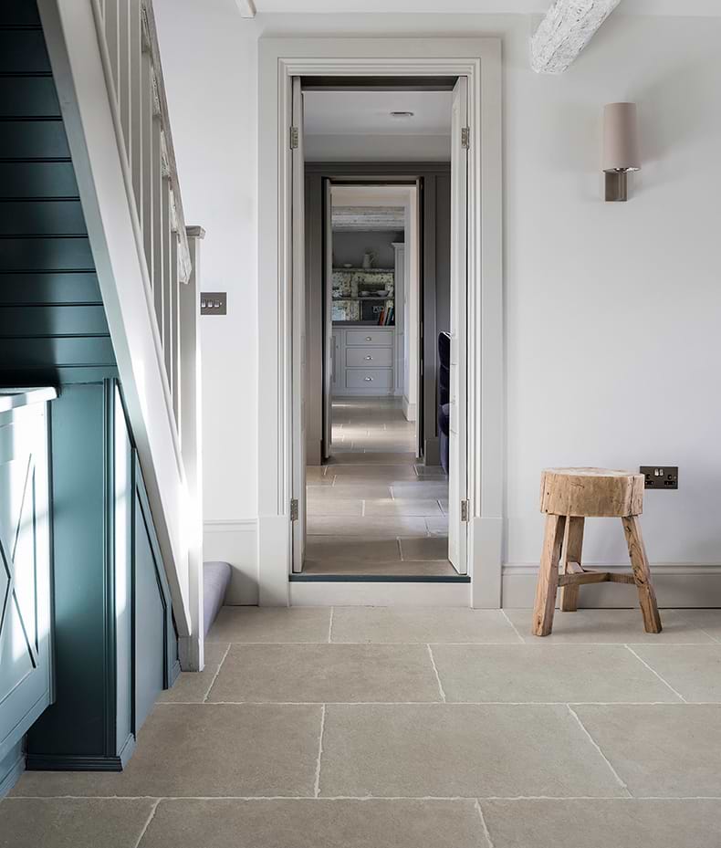 Cotswold Porcelain Matt