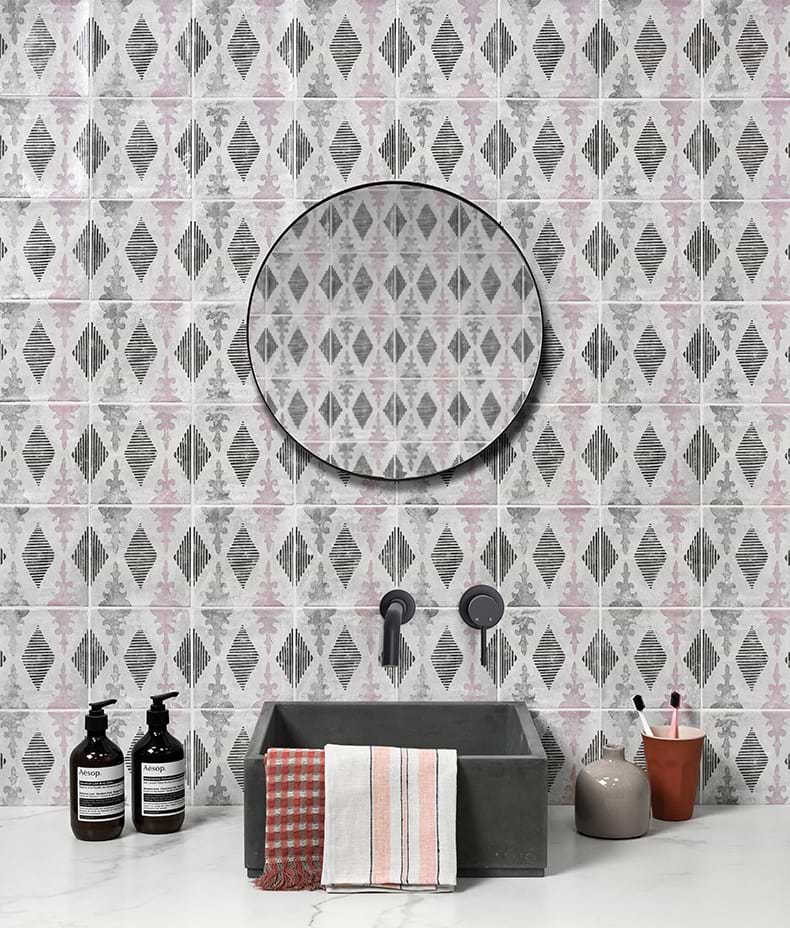 Cuba Wall Ceramic Cauti