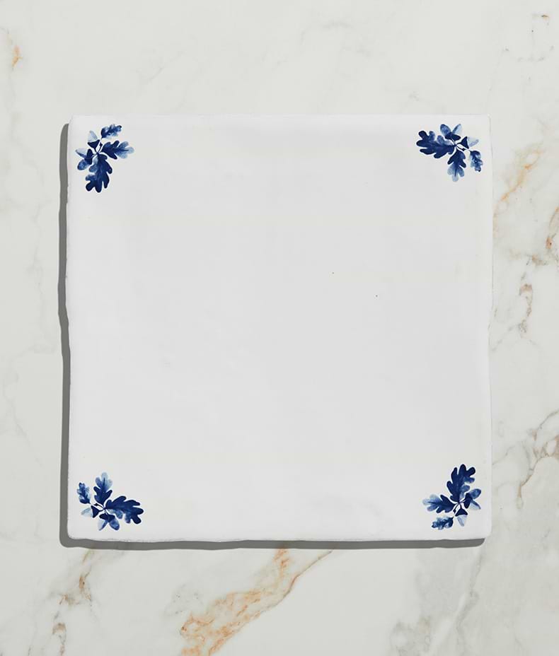 Dyrham Dairy Ceramic Oak Leaf Corner