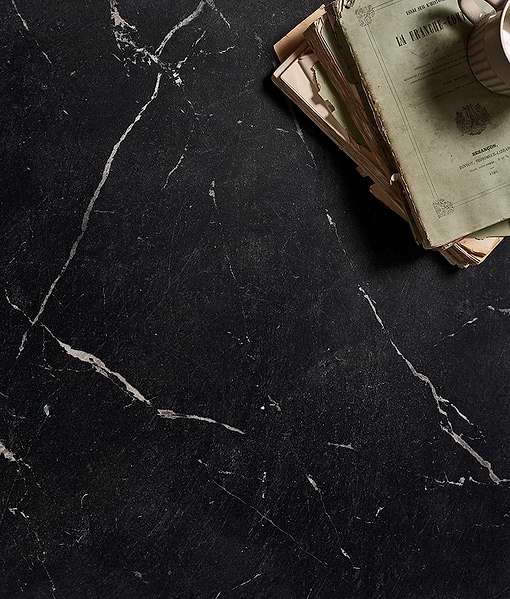 East Village Porcelain Nero