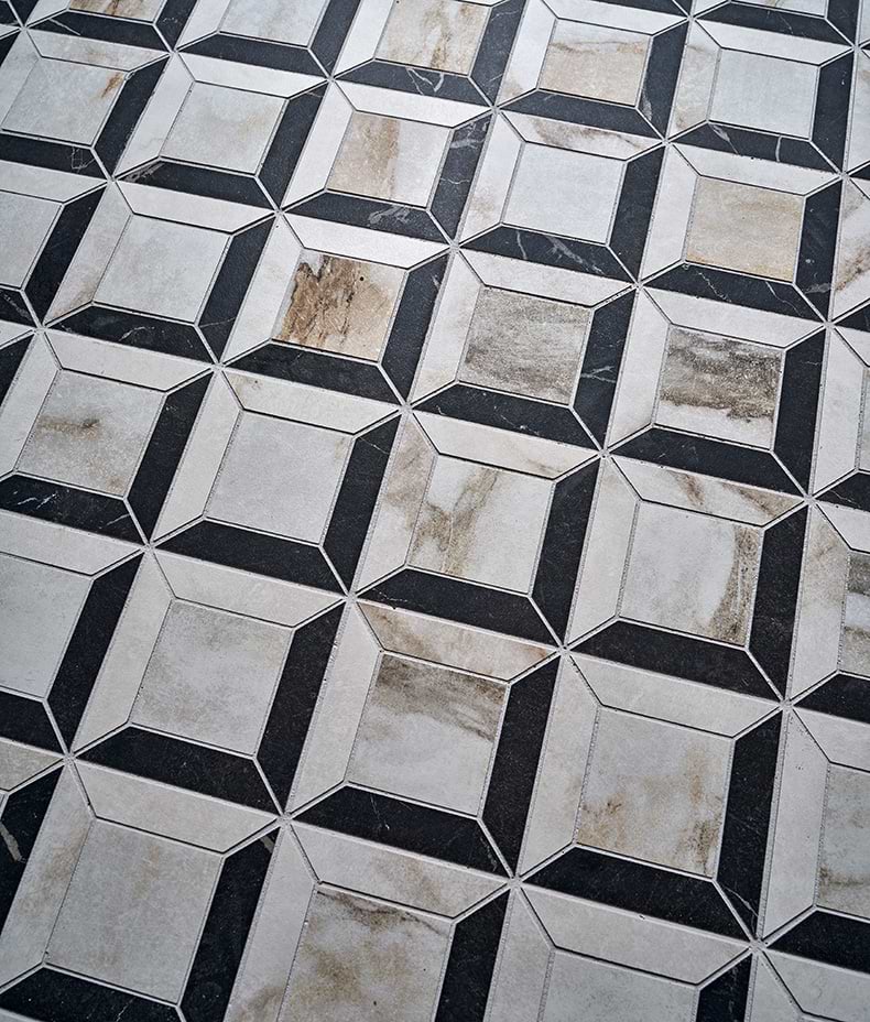 East Village Porcelain Quadrant Mosaic Oro