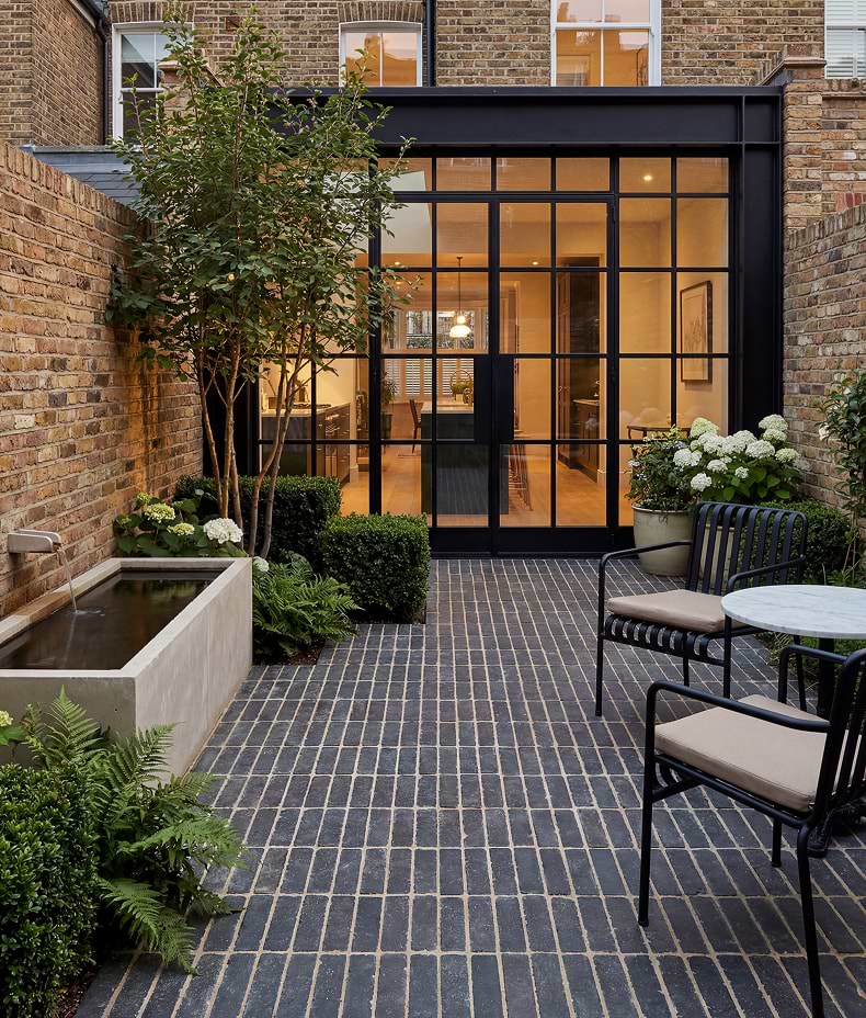 Flanders Charcoal Tumbled Clay Pavers