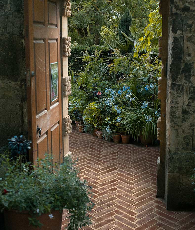 Flanders Warm Russet Tumbled Clay Pavers