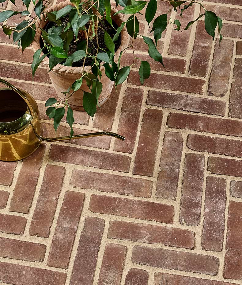 Flanders Warm Russet Tumbled Clay Pavers