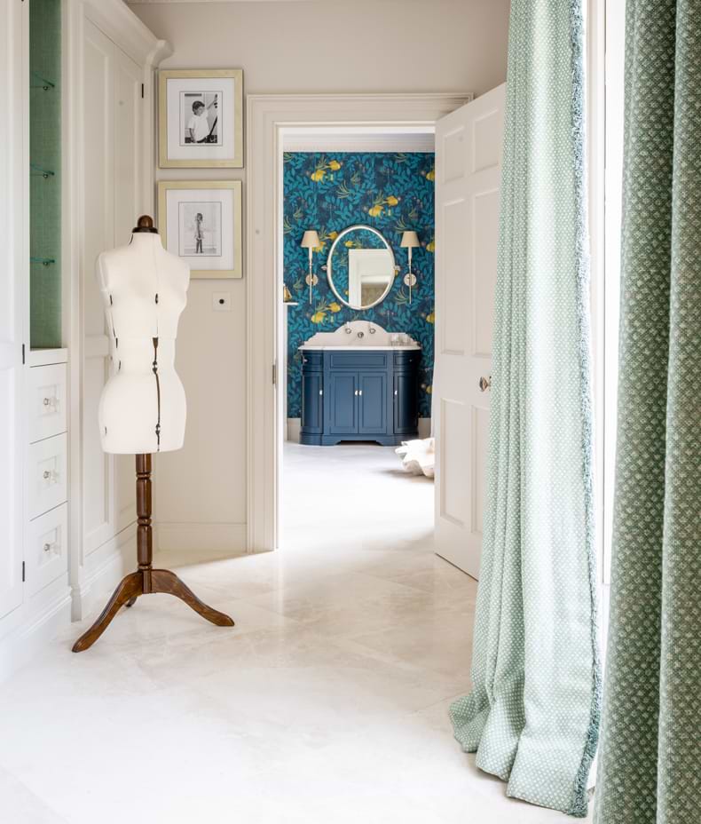 Folio Marble Honed Finish