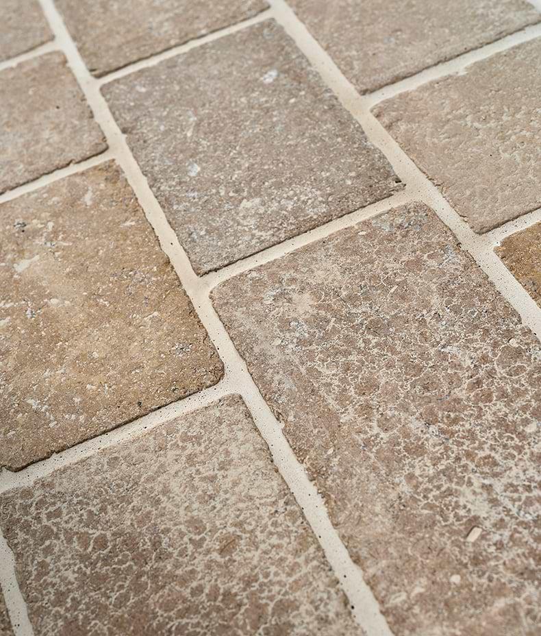 Wychwood Limestone Cobbles Tumbled & Etched