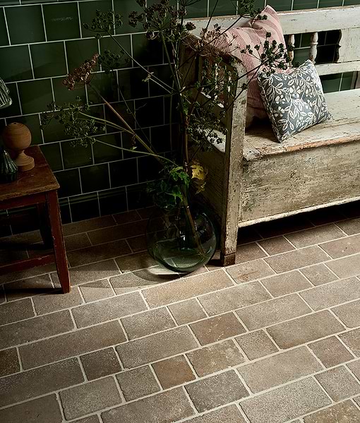 Wychwood Limestone Cobbles Tumbled & Etched