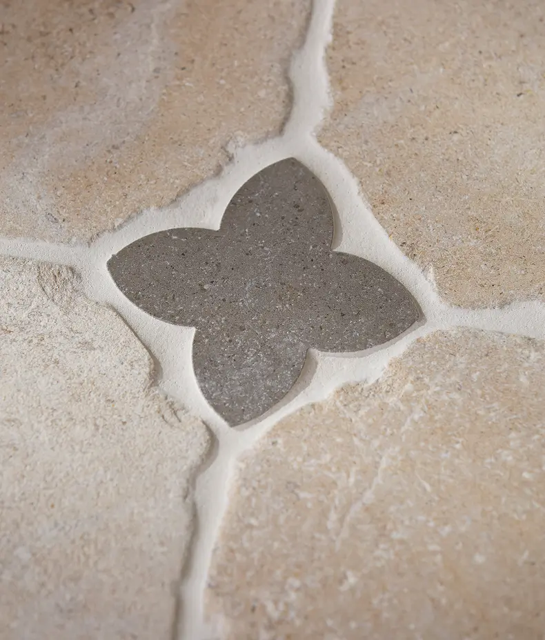 Clover Cabochon Hazlebury Limestone Honed