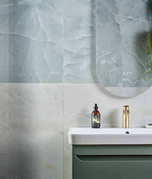 Illusion Whisper Onyx Porcelain Polished Mist