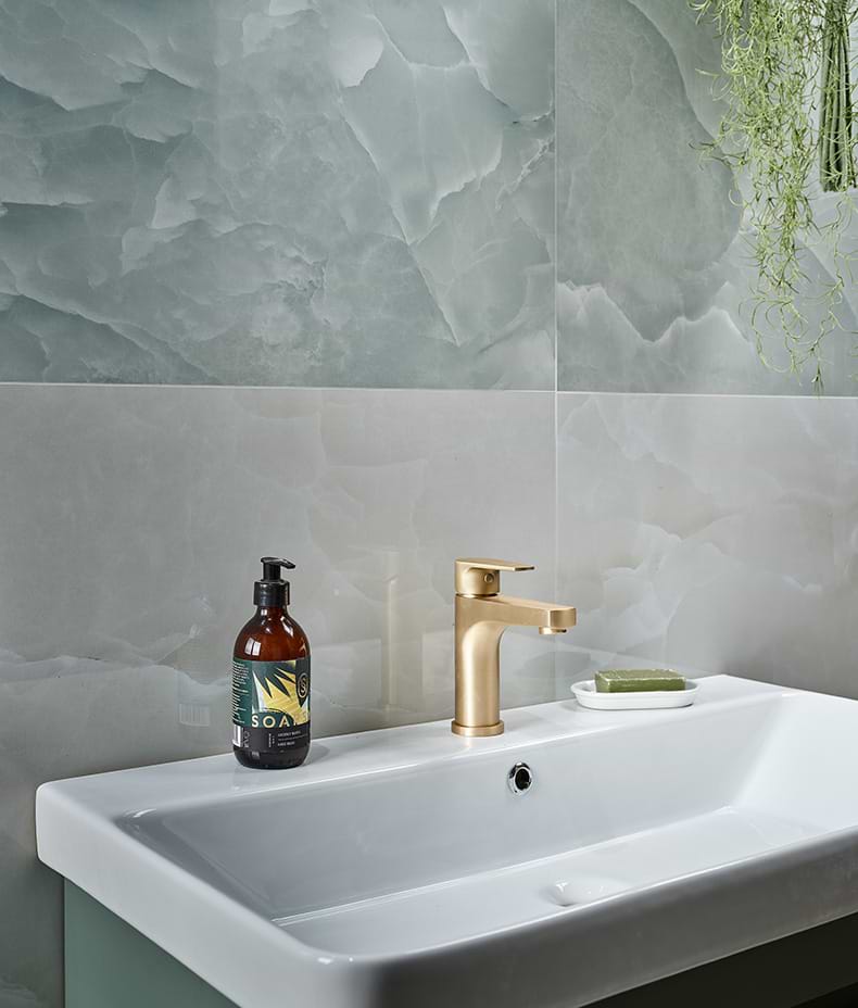Illusion Whisper Onyx Porcelain Polished Lagoon