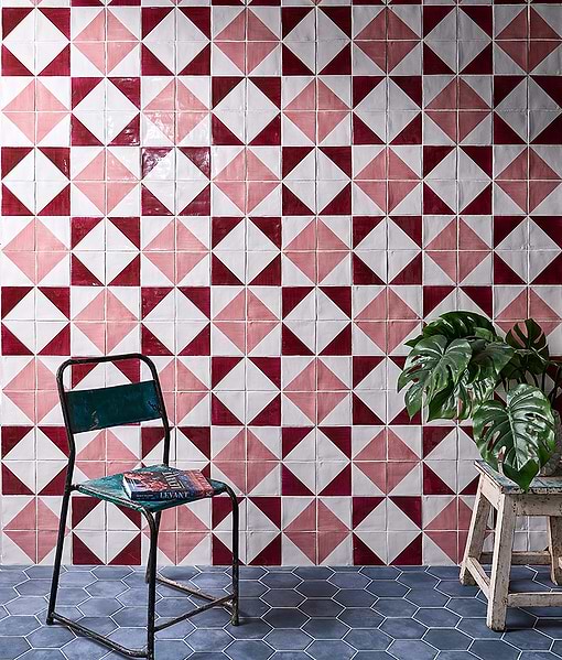 STUDIO Jamboree Handpainted Ceramic Coral Tri