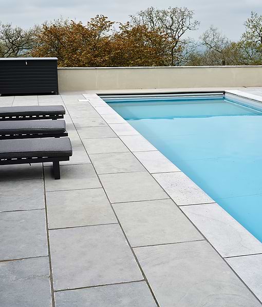 Kimmeridge Limestone Etched Bullnose Coping