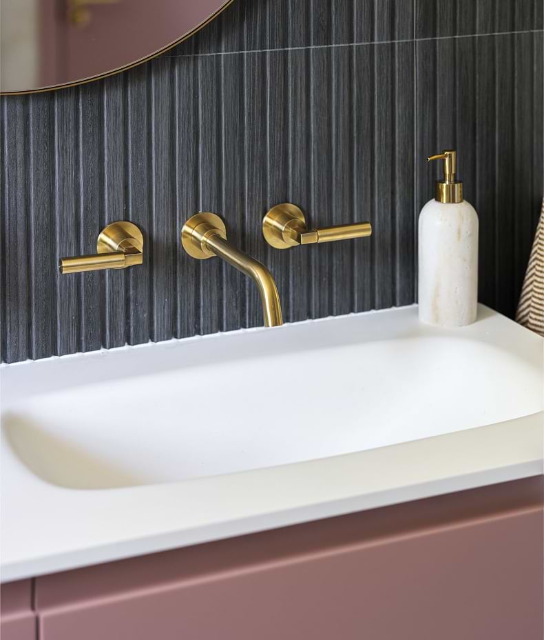 Kinfolk Porcelain Ebony