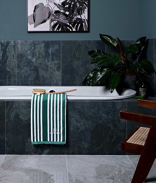 Komodo Porcelain Ocean