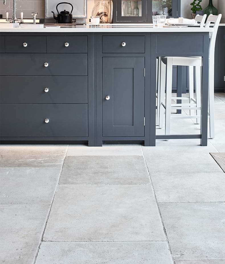 Dorchester Sandstone Tumbled Finish