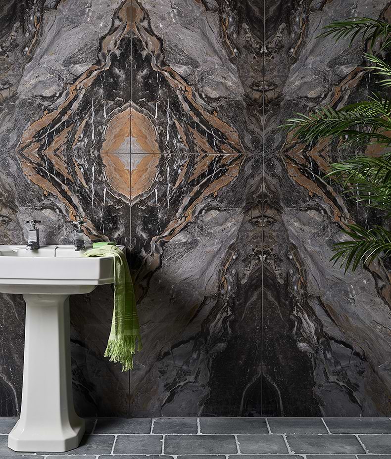 Magnifique Porcelain Nero Bookmatched