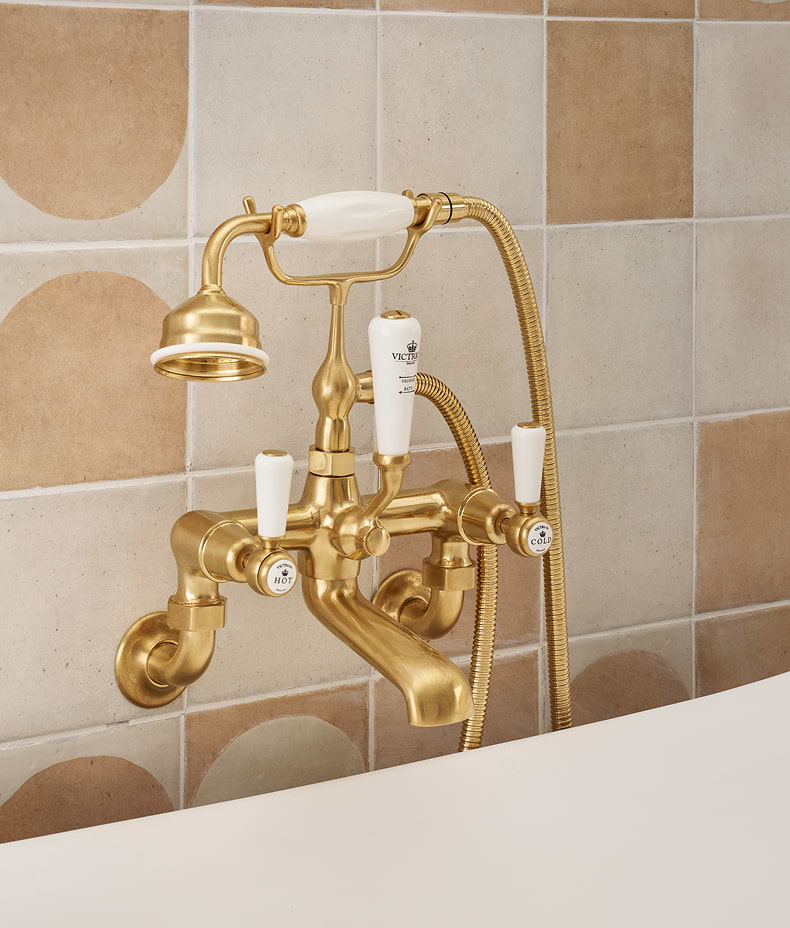 Menara White Porcelain Matt