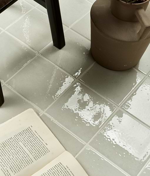 Menara White Porcelain Gloss