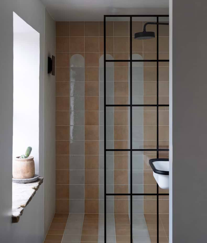 Menara White Porcelain Gloss