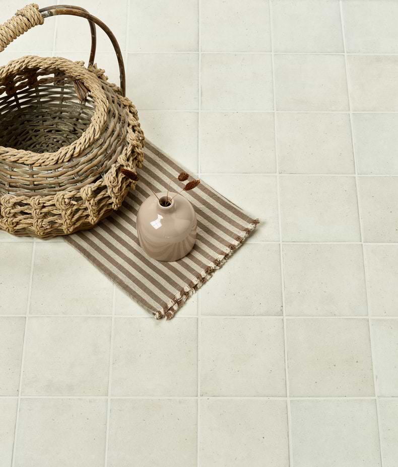 Menara White Porcelain Matt