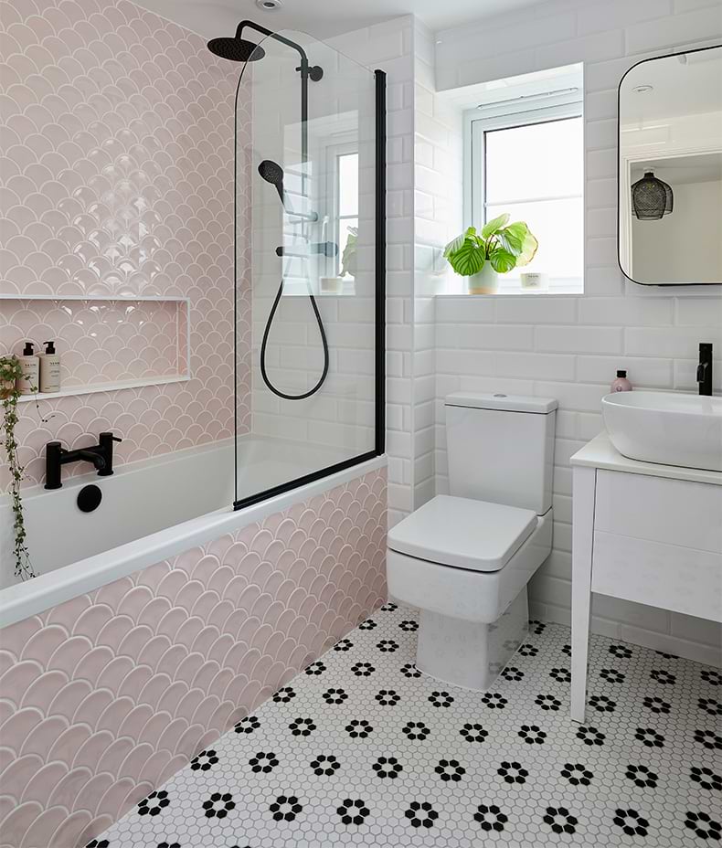 Mono Hex Porcelain Mosaic Daisy