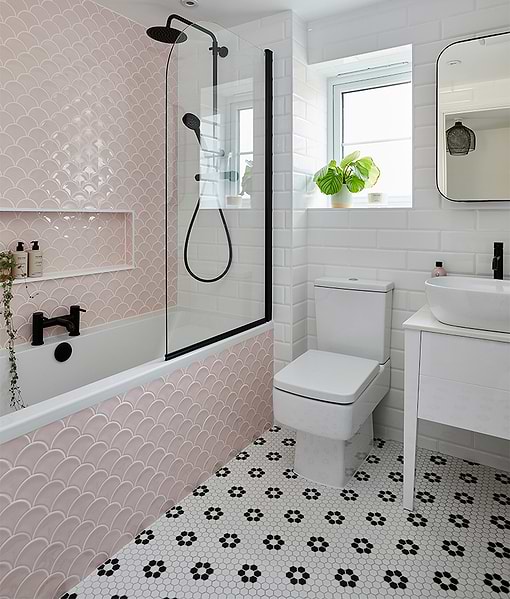 Mono Hex Porcelain Mosaic Daisy