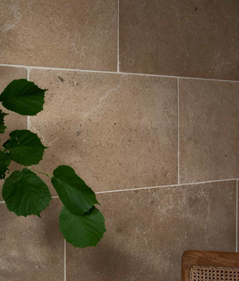 Buscot Blend Limestone Tumbled Finish