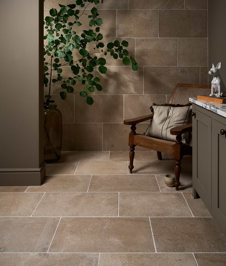 Buscot Blend Limestone Tumbled Finish 